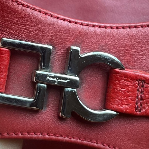 Salvatore Ferragamo “LENNOR”  Coral Leather Slide Mid Heel, Size 8.5 - Picture 8 of 16